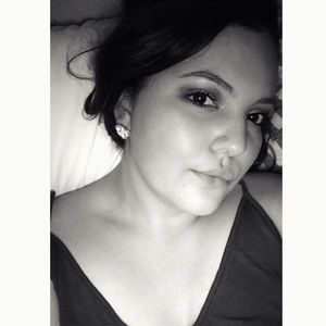 Meet your Posher, Kaileigh